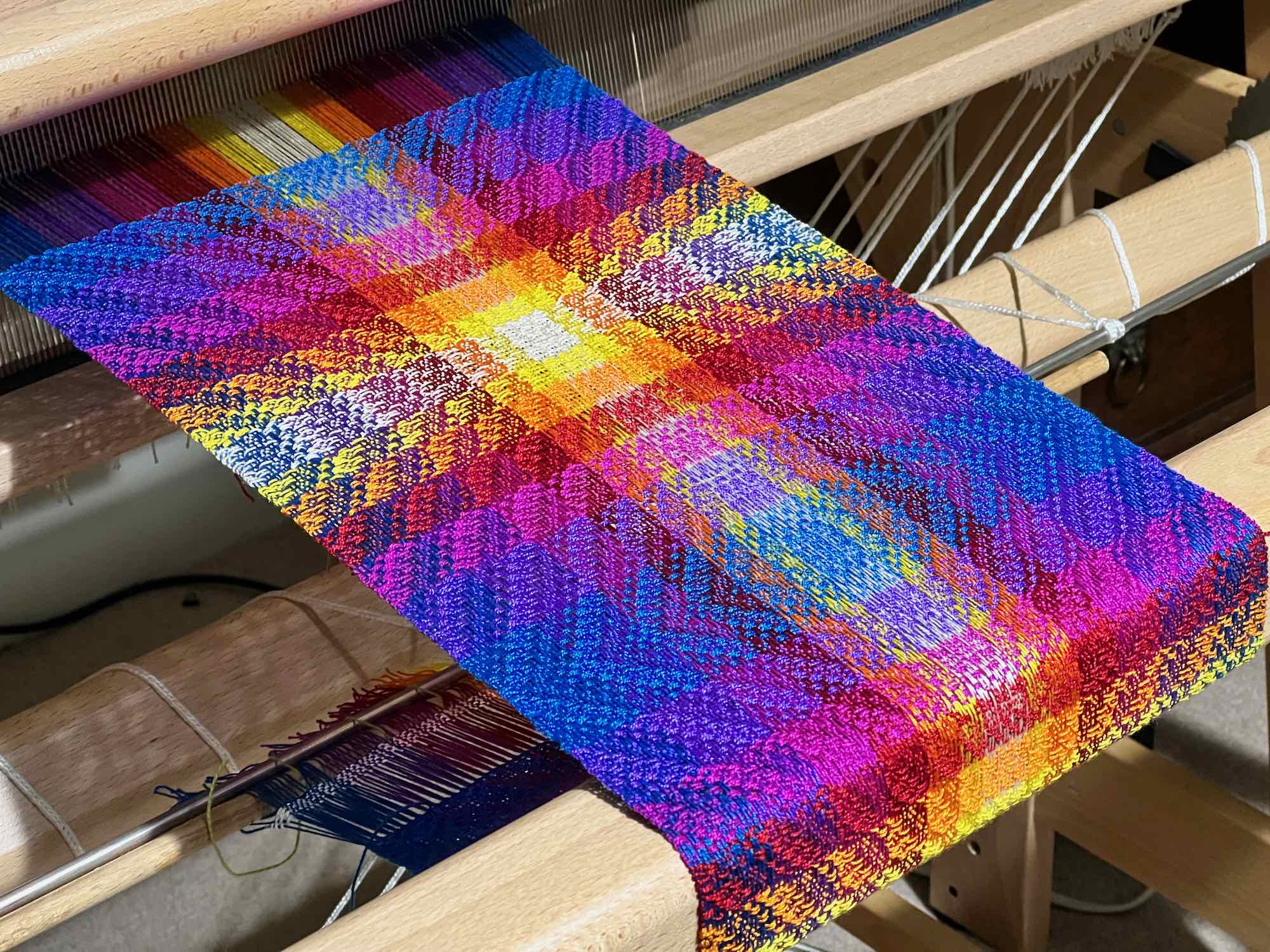 Warp 36 – 2nd piece (scarf) completed – Weaving from Paradise